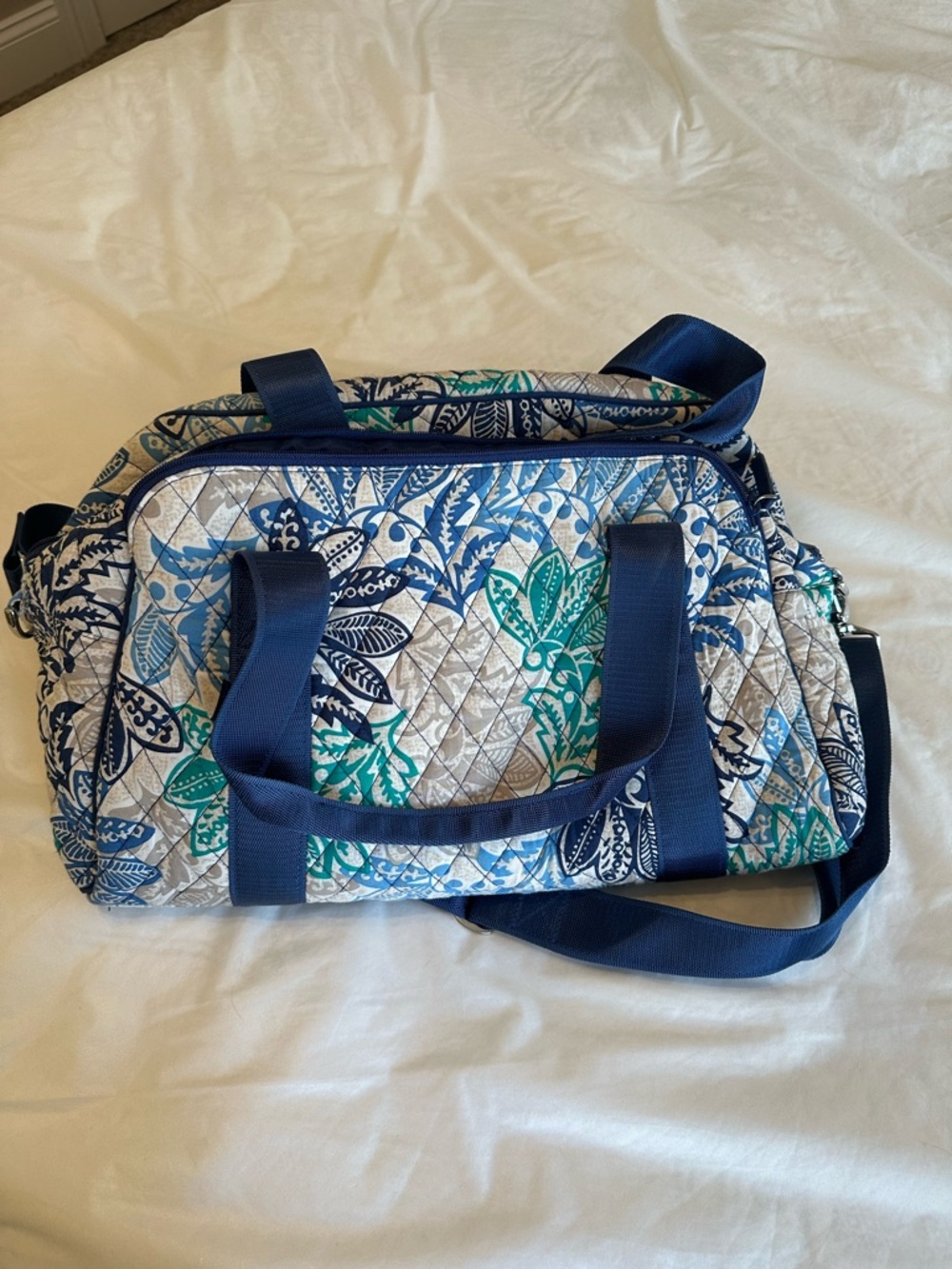 VERA BRADLEY Quilted Floral Weekender Bag in Blue & Teal